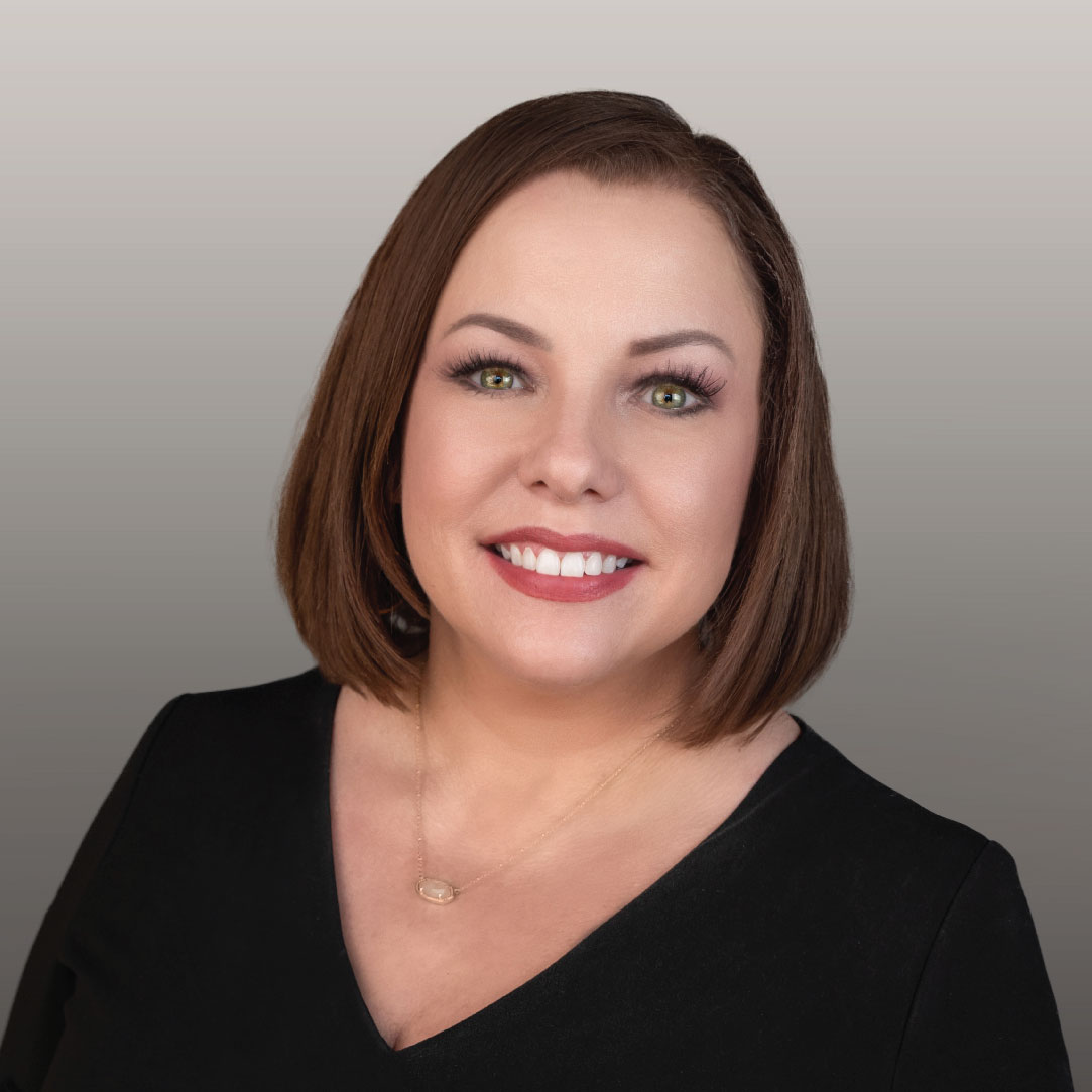 Amber Danford headshot small